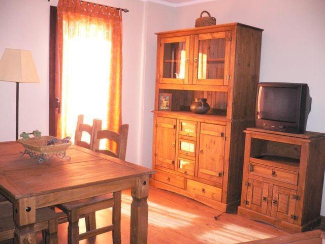 Apartamentos Turisticos Batlle Laspaules Екстер'єр фото