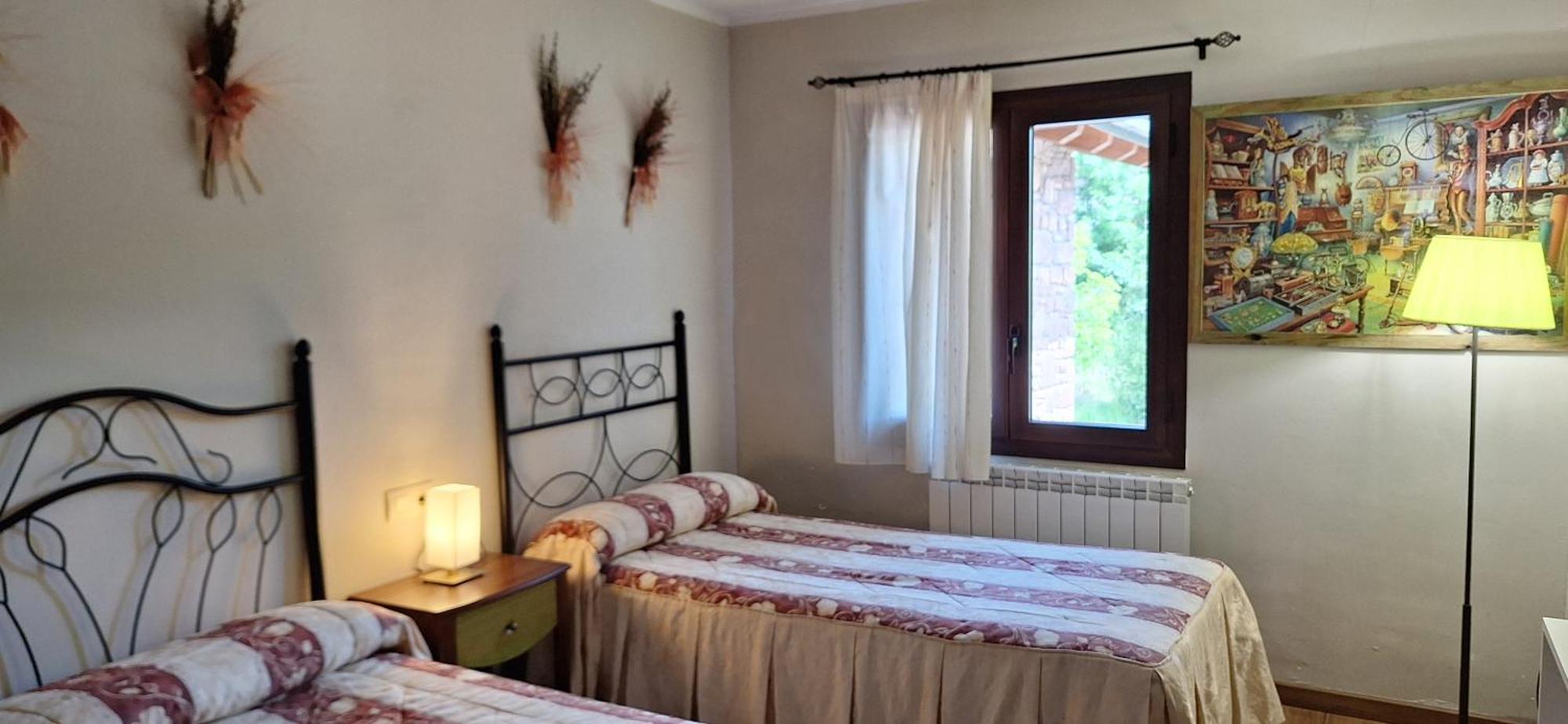Apartamentos Turisticos Batlle Laspaules Екстер'єр фото